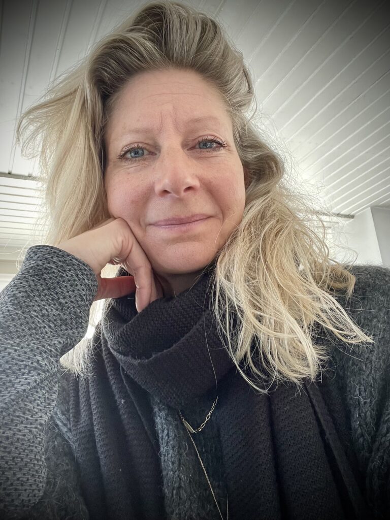 De huidige afbeelding heeft geen alternatieve tekst. De bestandsnaam is: martine-scaled.jpg